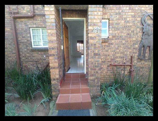 3 BEDROOM TOWNHOUSE FOR SALE IN ATLASVILLE